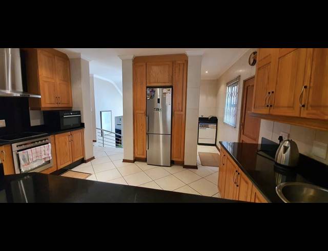 4 BEDROOM TOWNHOUSE SOLD IN MEYERSDAL